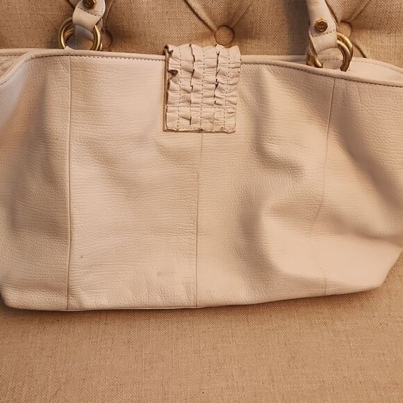 Bill Blass Off White Ruffled Shoulder Bag Purse - Picture 4 of 8